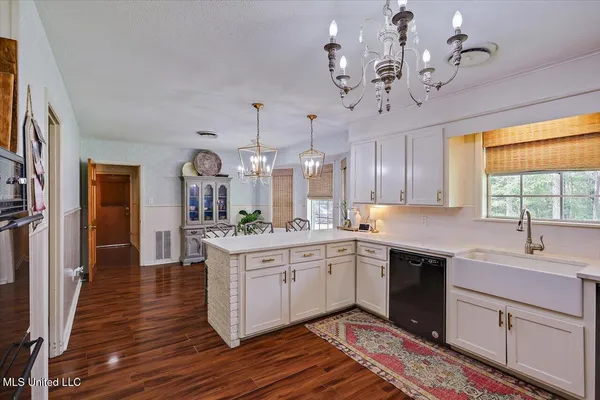$349,900 | 163 Highway 540, Mendenhall, MS 39114