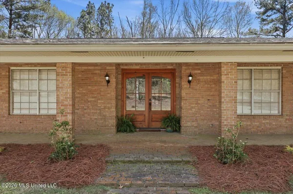 $349,900 | 163 Highway 540, Mendenhall, MS 39114