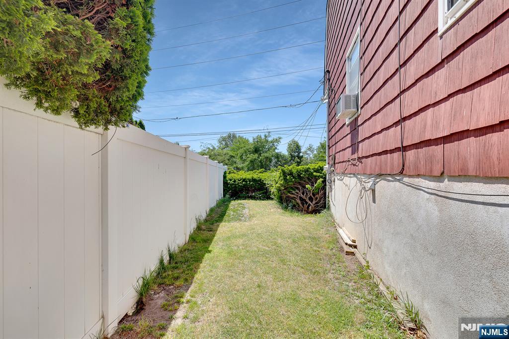 31 Marginal Road Rutherford, NJ 07070 - Photo 40 of 44