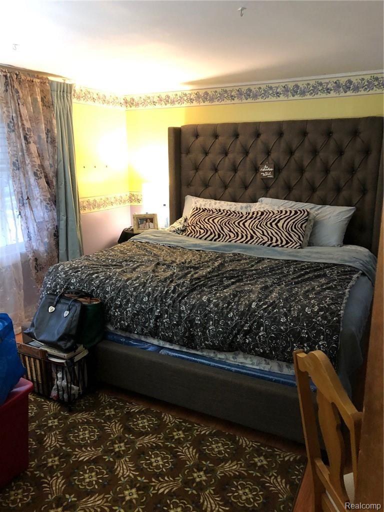 8112 Stephens Road Warren, MI 48089 - Photo 6 of 10 IMG_2888.jpg