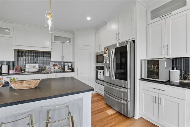 $649,000 | 1916 Northeast Park Ridge Drive, Lee's Summit, MO 64064