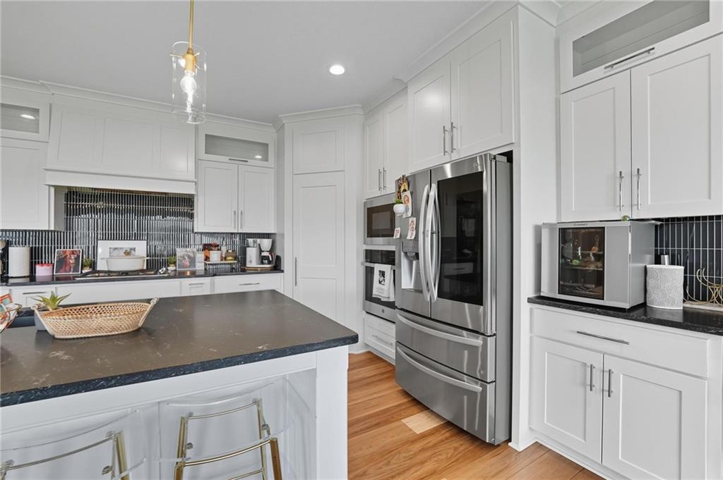 1916 Northeast Park Ridge Drive Lee's Summit, MO 64064 - Photo 17 of 50