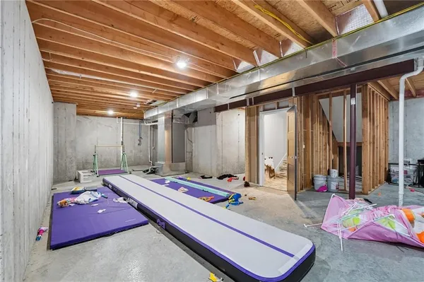 $624,000 | 1916 Northeast Park Ridge Drive, Lee's Summit, MO 64064