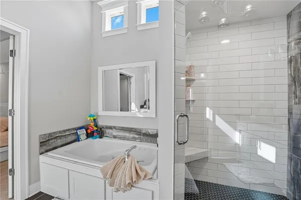 $624,000 | 1916 Northeast Park Ridge Drive, Lee's Summit, MO 64064