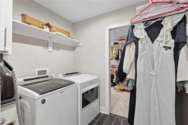 $624,000 | 1916 Northeast Park Ridge Drive, Lee's Summit, MO 64064