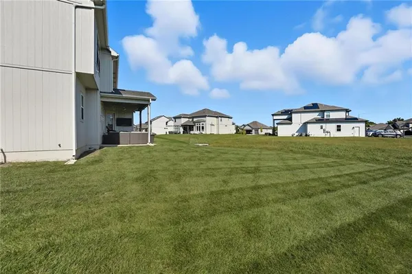 $624,000 | 1916 Northeast Park Ridge Drive, Lee's Summit, MO 64064