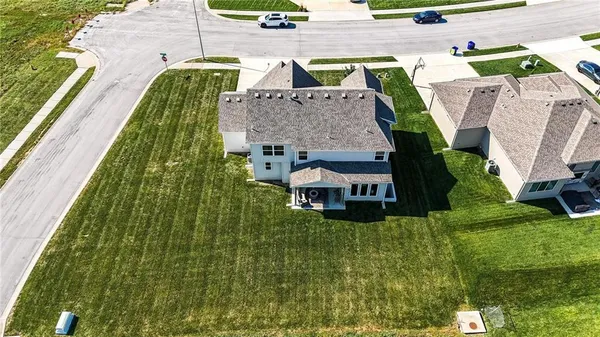 $624,000 | 1916 Northeast Park Ridge Drive, Lee's Summit, MO 64064