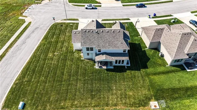 $649,000 | 1916 Northeast Park Ridge Drive, Lee's Summit, MO 64064