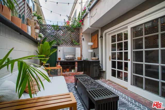 $4,600 | 8130 Redlands Street, Unit 4, Playa del Rey, CA 90293