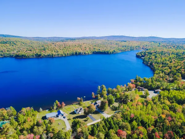 $429,999 | 24 Autumn Lane, Lincoln, ME 04457