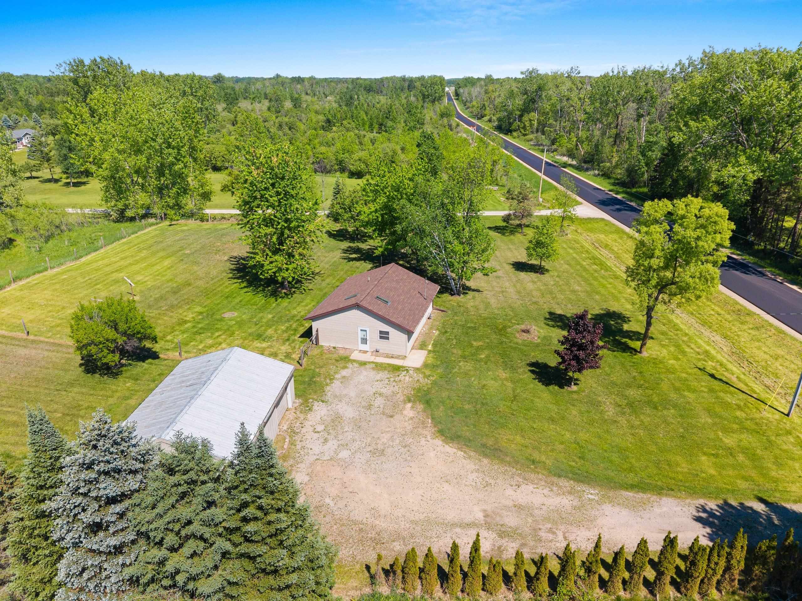 W382 County Road East Oconto Falls, WI 54154 - Photo 32 of 48