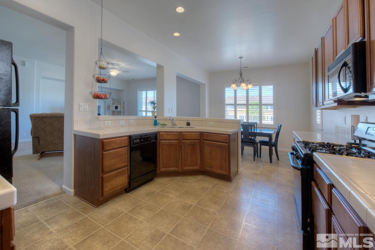 10719 Grayslake Drive Reno, NV 89521 - Photo 12 of 25 Photo 12