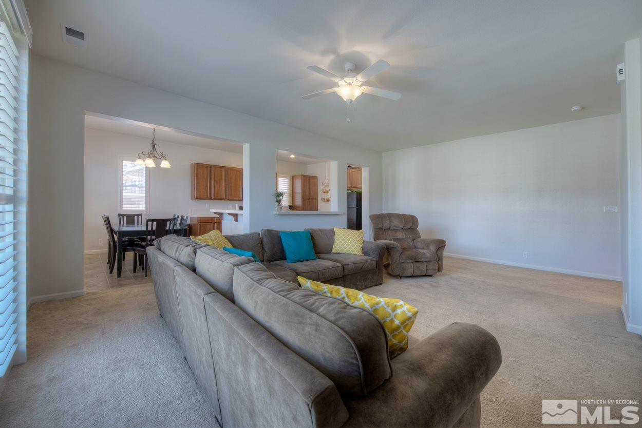 10719 Grayslake Drive Reno, NV 89521 - Photo 9 of 25 Photo 9