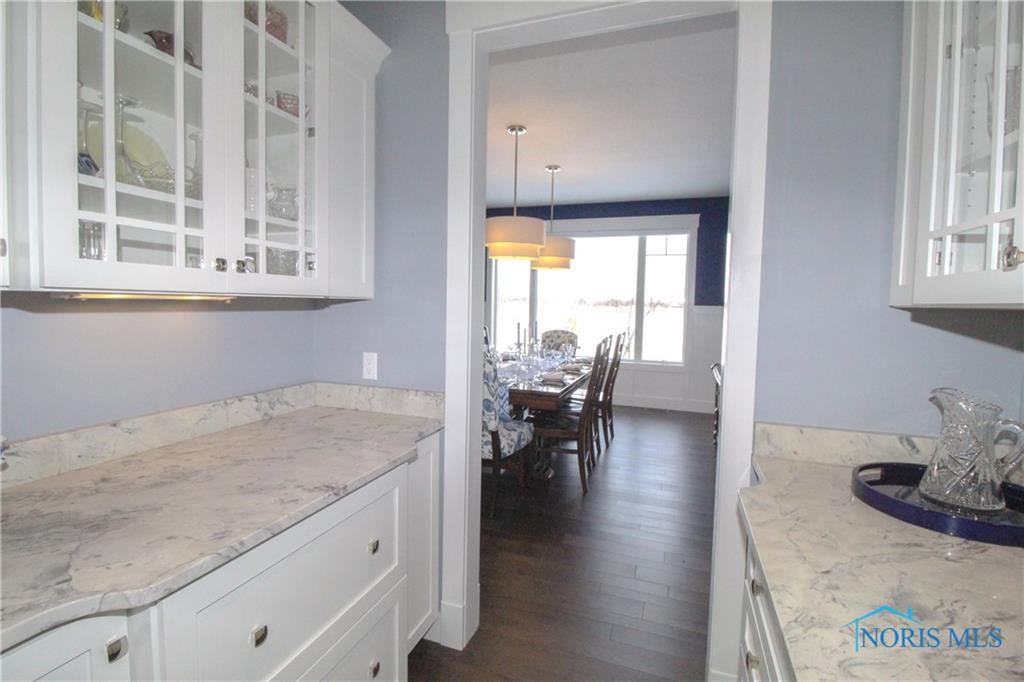 4249 Holt Road Sylvania, OH 43560 - Photo 2 of 27 Gallery Image 2