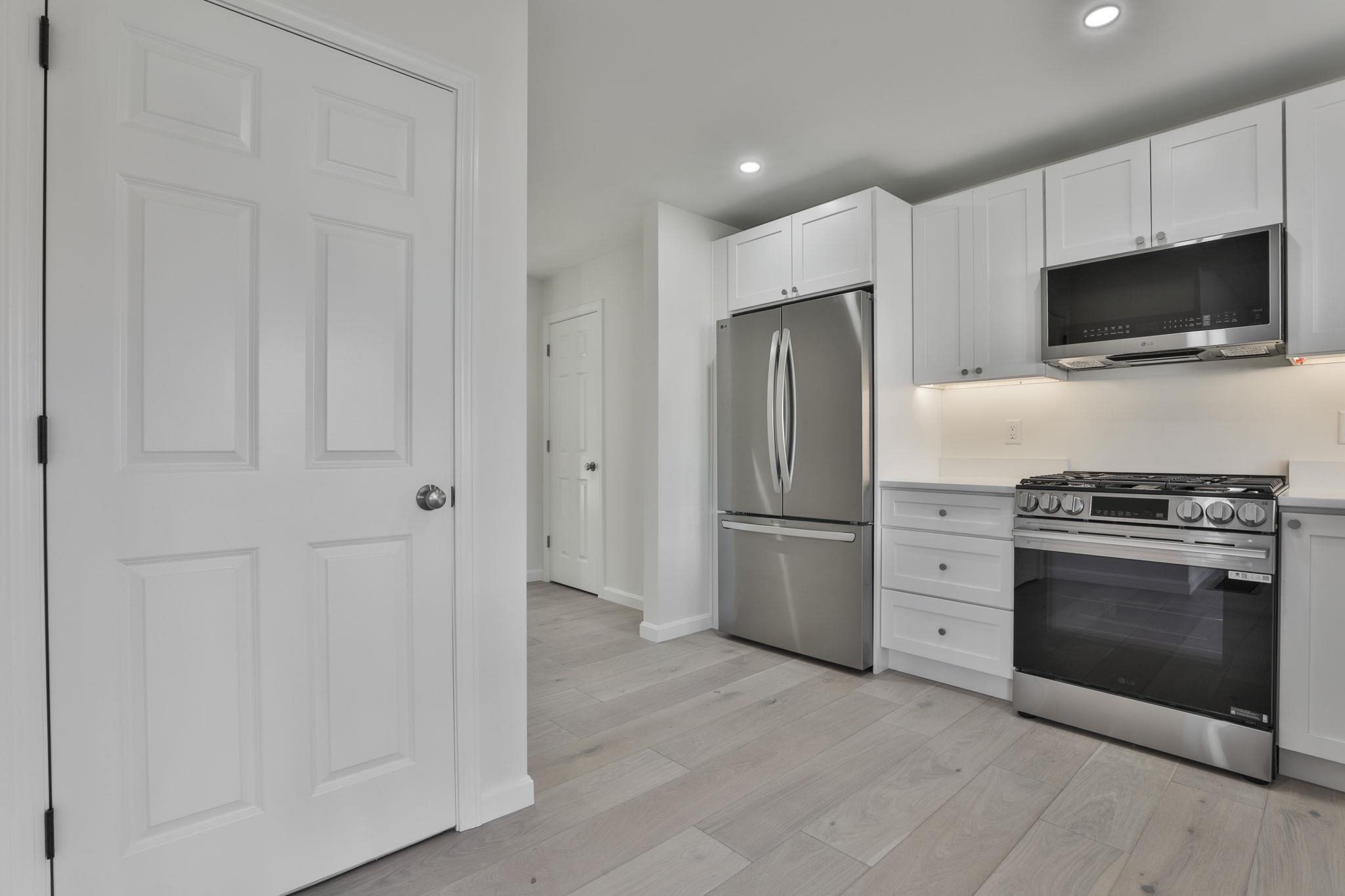 5 Autumn Lane Raymond, NH 03077 - Photo 11 of 37