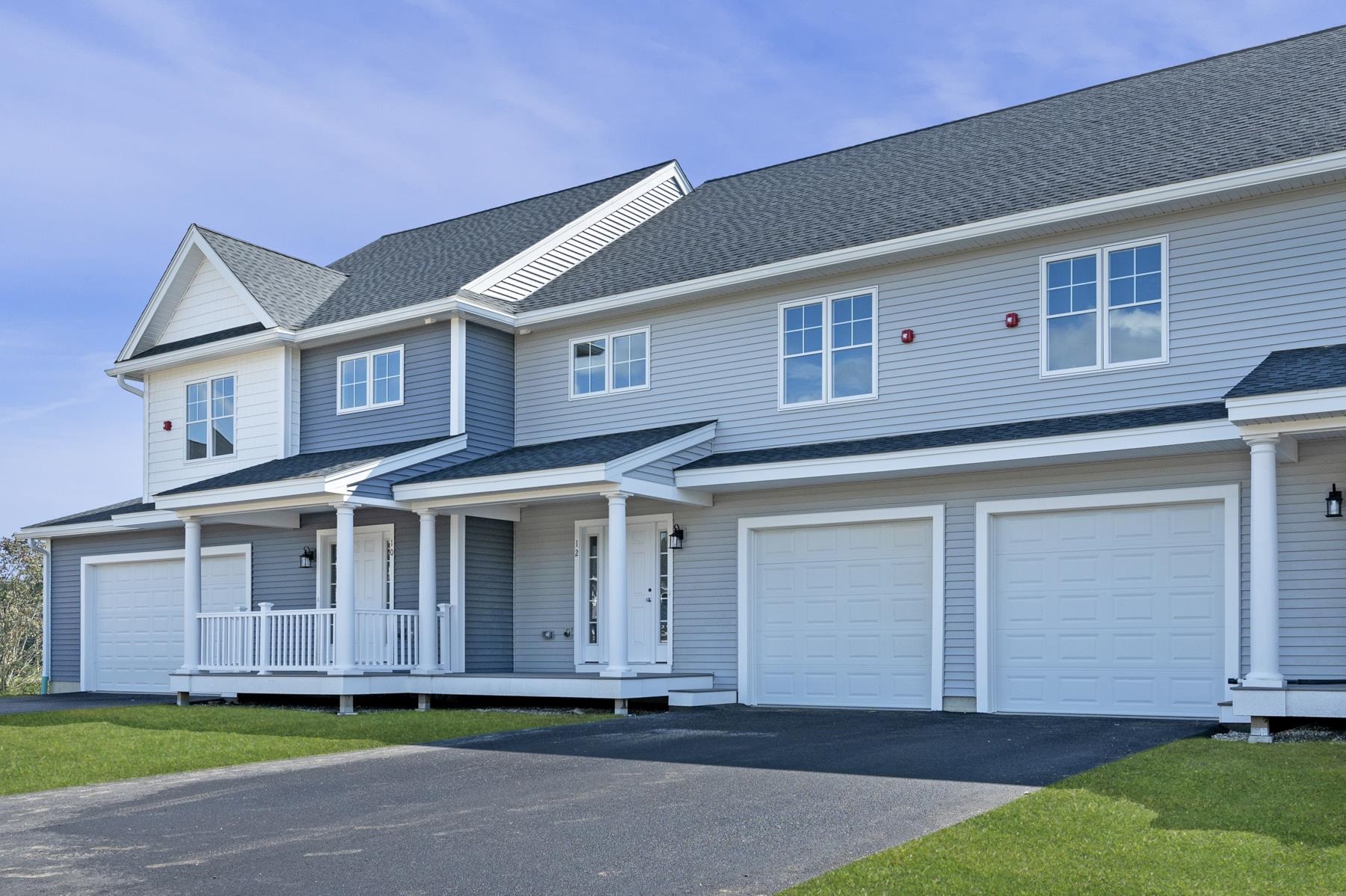 5 Autumn Lane Raymond, NH 03077 - Photo 3 of 37