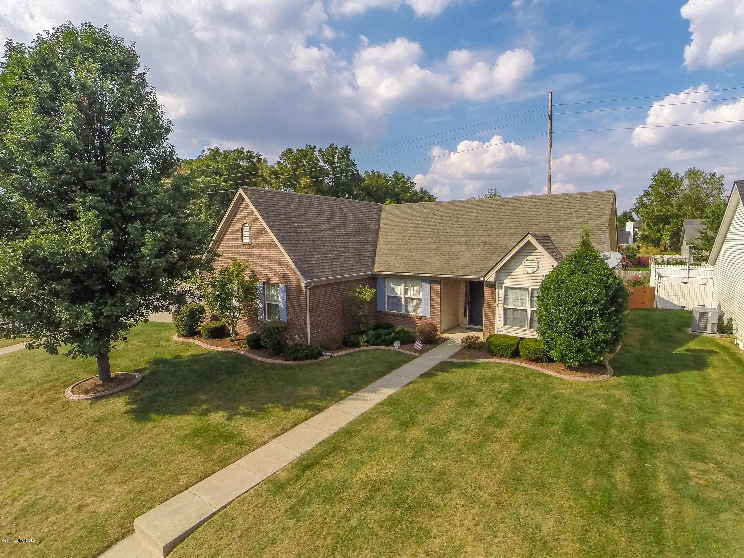 8301 Adams Run Road Louisville, KY 40228 - Photo 3 of 22 8301-Adams-Run-Rd-03