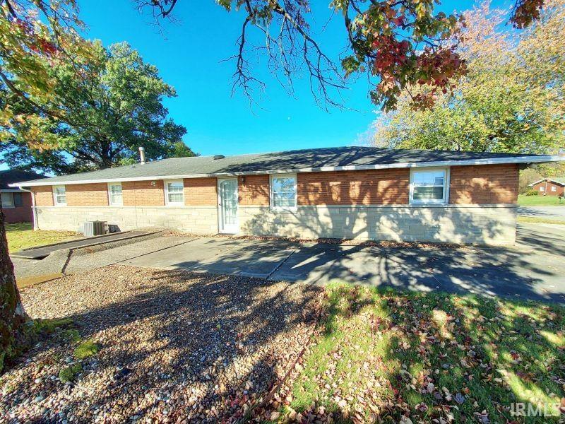 170 North Truman Road Jasper, IN 47546 - Photo 4 of 35 Gallery Image 4