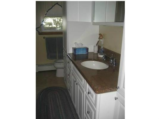 133 Knotty Oak Road Coventry, RI 02816 - Photo 14 of 20 Bathroom.