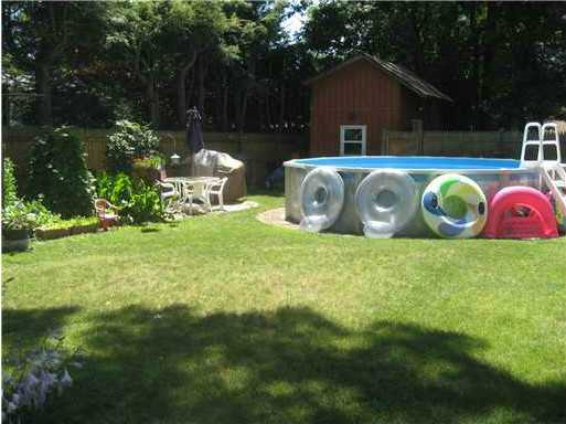 133 Knotty Oak Road Coventry, RI 02816 - Photo 19 of 20 Swimming Pool/Hot Tub/Sauna.