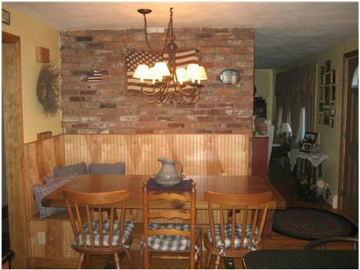 133 Knotty Oak Road Coventry, RI 02816 - Photo 9 of 20 Dining Area.