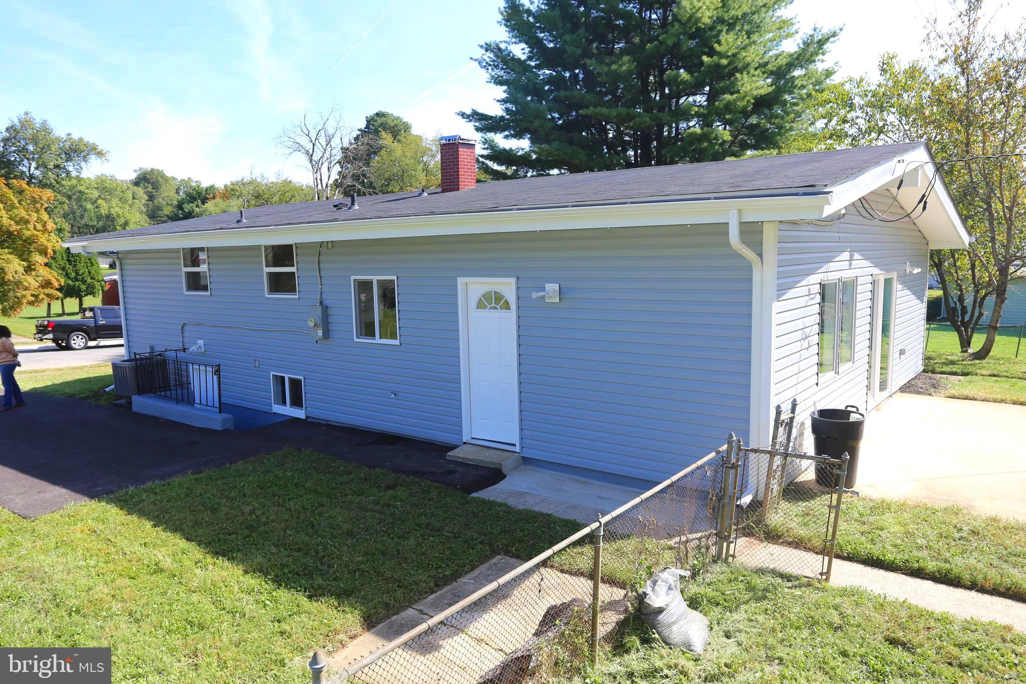8203 Arrowhead Road Baltimore, MD 21208 - Photo 3 of 42