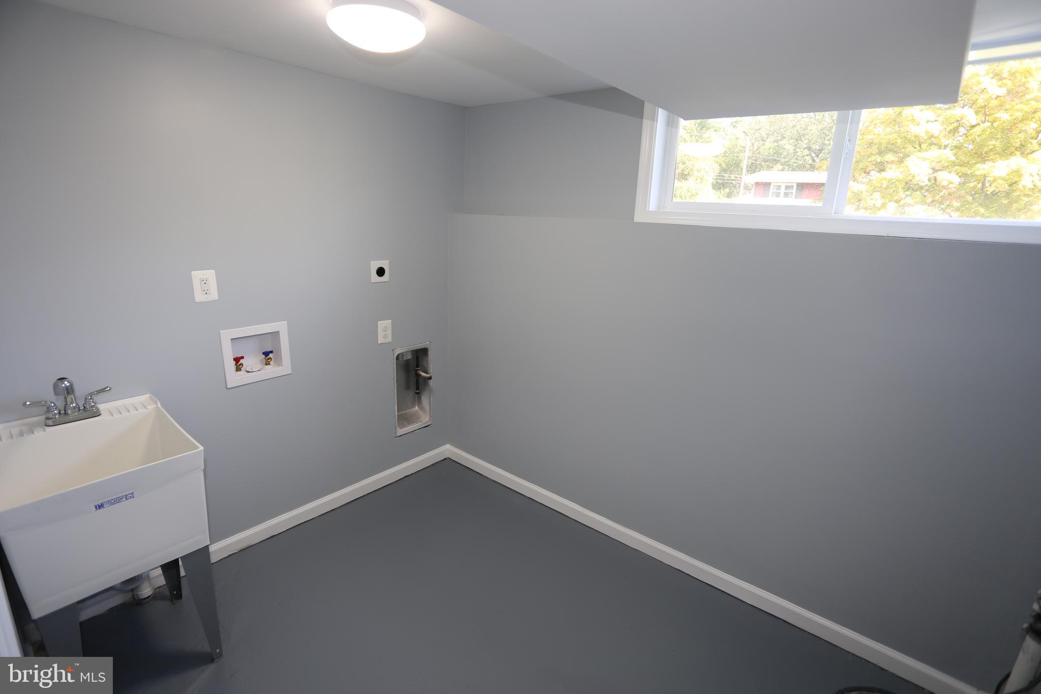 8203 Arrowhead Road Baltimore, MD 21208 - Photo 39 of 42