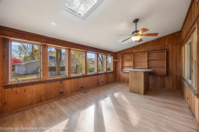 $2,950 | 320 Elmwood Drive, Naperville, IL 60540