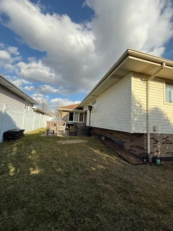$389,900 | 11436 South Magnolia Lane, Alsip, IL 60803