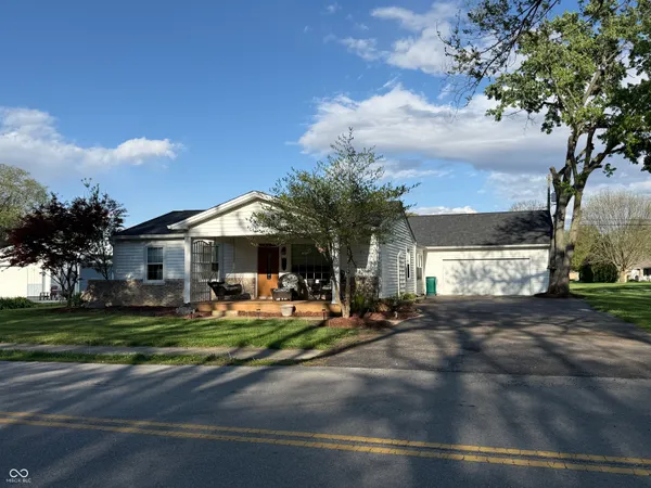 $325,000 | 1109 Hoy Avenue, Lebanon, IN 46052