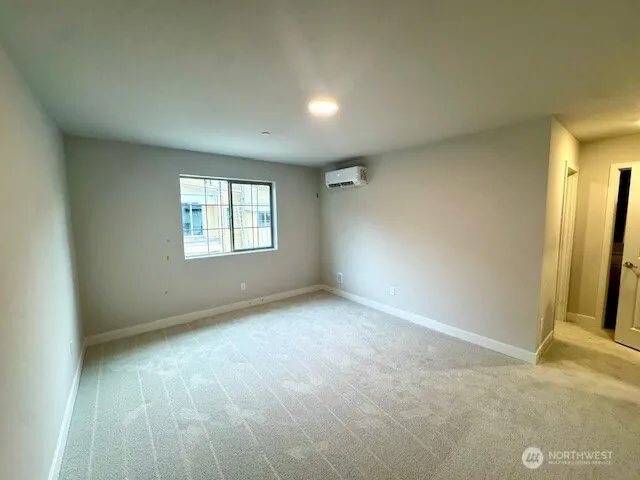 $3,990 | 14346 1st Avenue Northeast, Unit 54E, Duvall, WA 98019