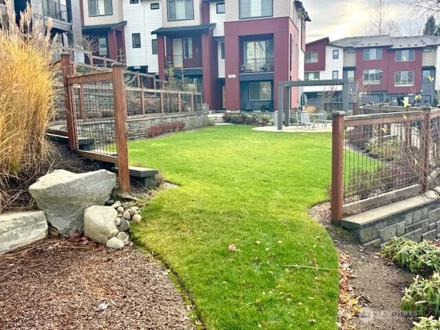 $3,990 | 14346 1st Avenue Northeast, Unit 54E, Duvall, WA 98019