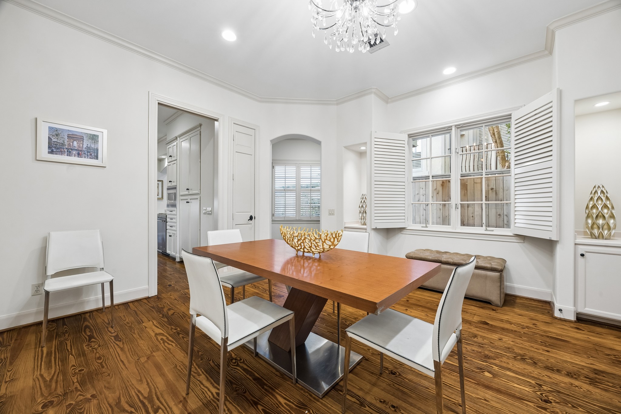 2207 Dunraven Lane Houston, TX 77019 - Photo 7 of 33 Beautiful Dining Area or Breakfast room ......