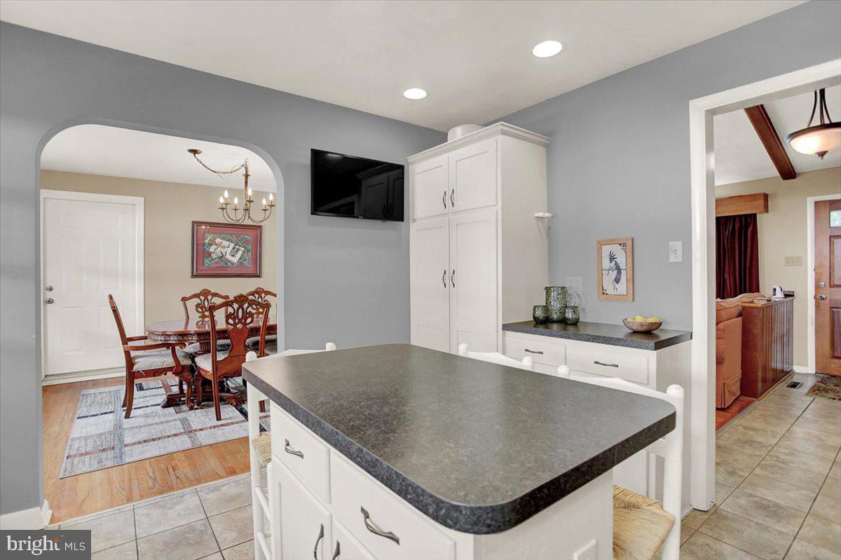 57 Springhouse Road Lancaster, PA 17603 - Photo 12 of 44 Kitchen