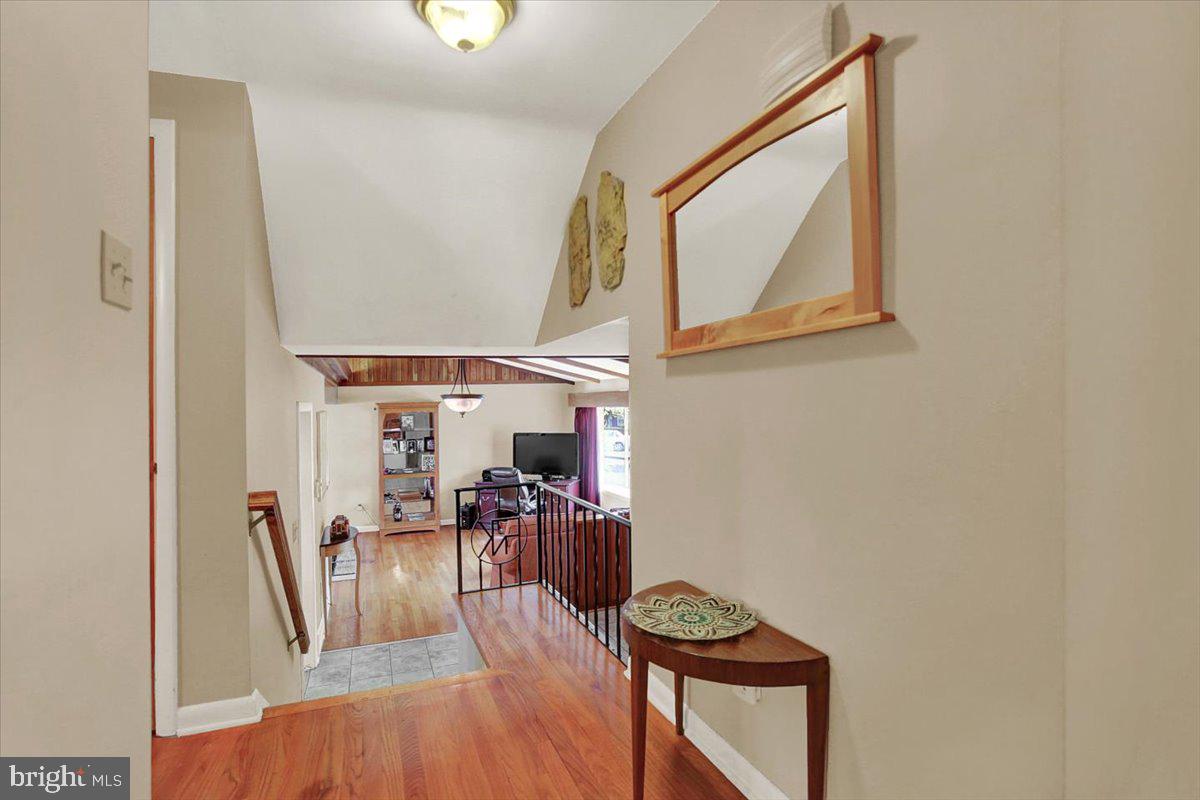 57 Springhouse Road Lancaster, PA 17603 - Photo 18 of 44 Hallway