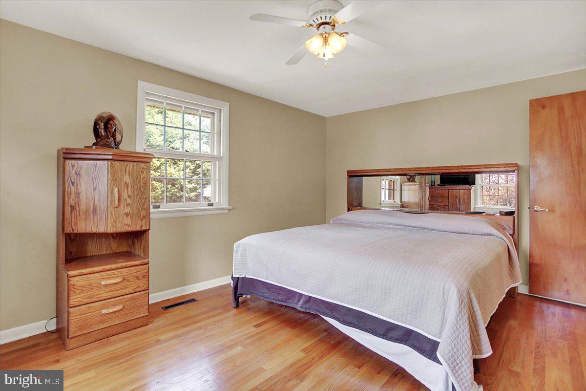 57 Springhouse Road Lancaster, PA 17603 - Photo 20 of 44 Primary Bedroom