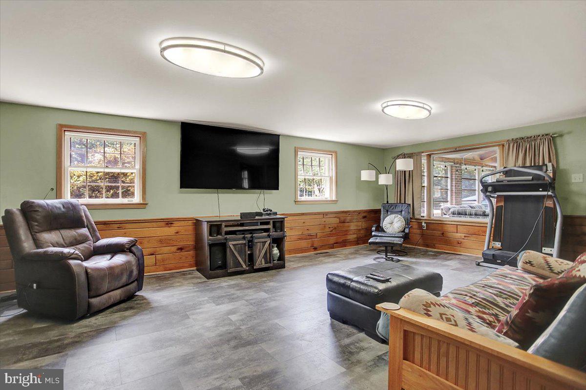57 Springhouse Road Lancaster, PA 17603 - Photo 25 of 44 Family Room
