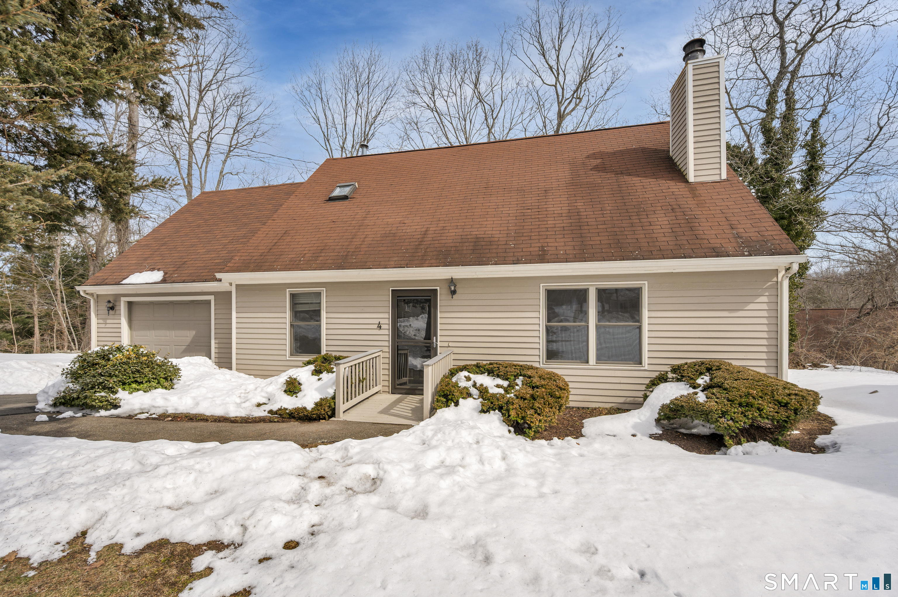 4 Copper Ridge Circle, Unit 4 Guilford, CT 06437 - Photo 1 of 34