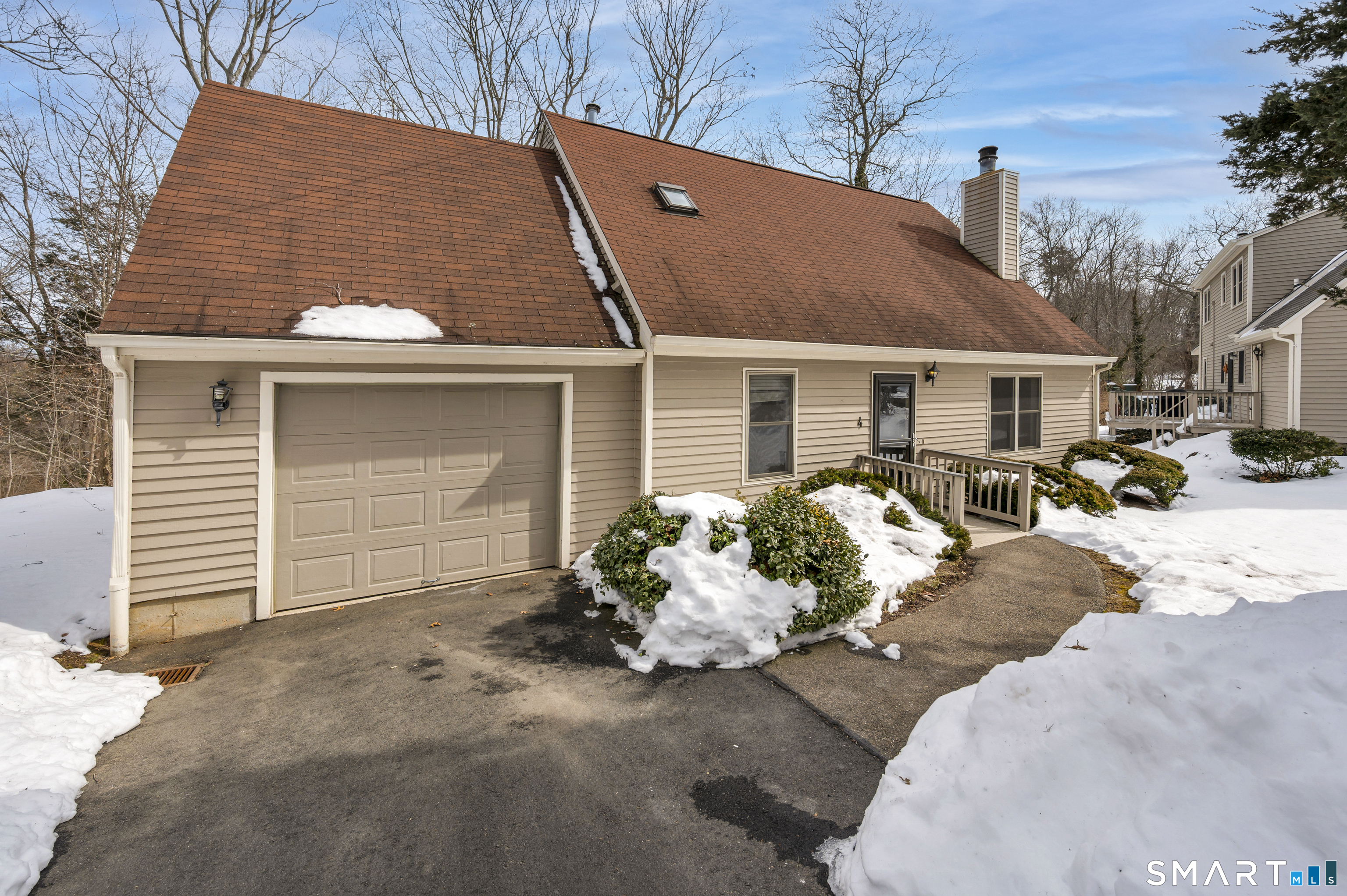 4 Copper Ridge Circle, Unit 4 Guilford, CT 06437 - Photo 2 of 34