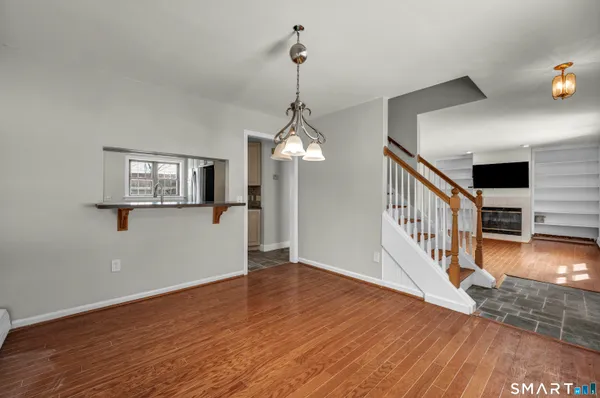 $450,000 | 4 Copper Ridge Circle, Unit 4, Guilford, CT 06437