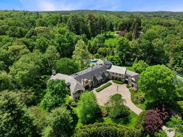 $11,750,000 | 15 Claridge Drive, Weston, MA 02493
