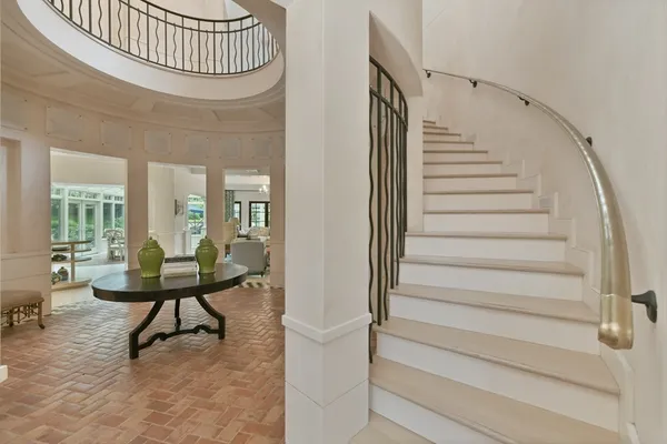 $11,750,000 | 15 Claridge Drive, Weston, MA 02493