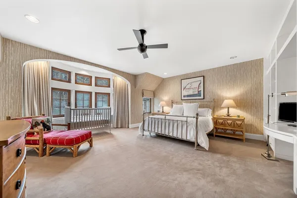 $11,750,000 | 15 Claridge Drive, Weston, MA 02493