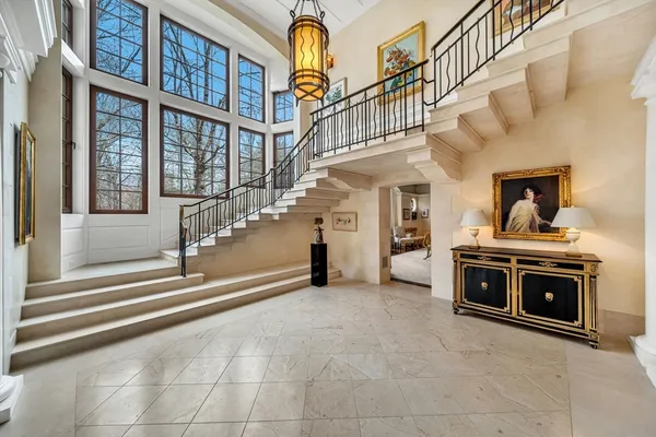 $11,750,000 | 15 Claridge Drive, Weston, MA 02493