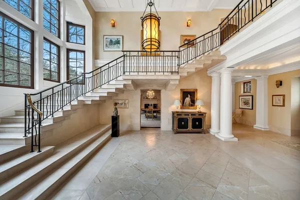$11,750,000 | 15 Claridge Drive, Weston, MA 02493