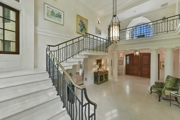 $11,750,000 | 15 Claridge Drive, Weston, MA 02493