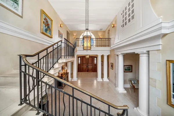 $11,750,000 | 15 Claridge Drive, Weston, MA 02493