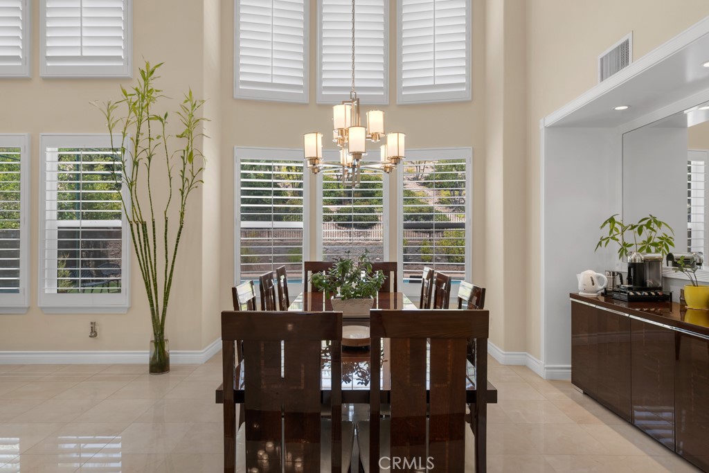 20333 Vía Cellini Porter Ranch, CA 91326 - Photo 8 of 66