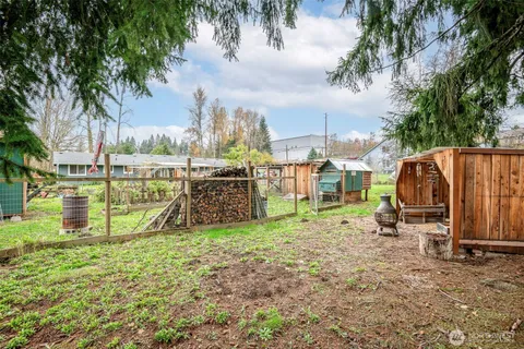 $625,000 | 5609-5611 104th Street East, Puyallup, WA 98373