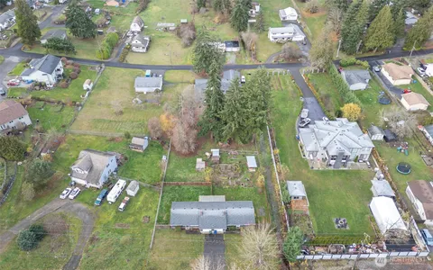 $625,000 | 5609-5611 104th Street East, Puyallup, WA 98373